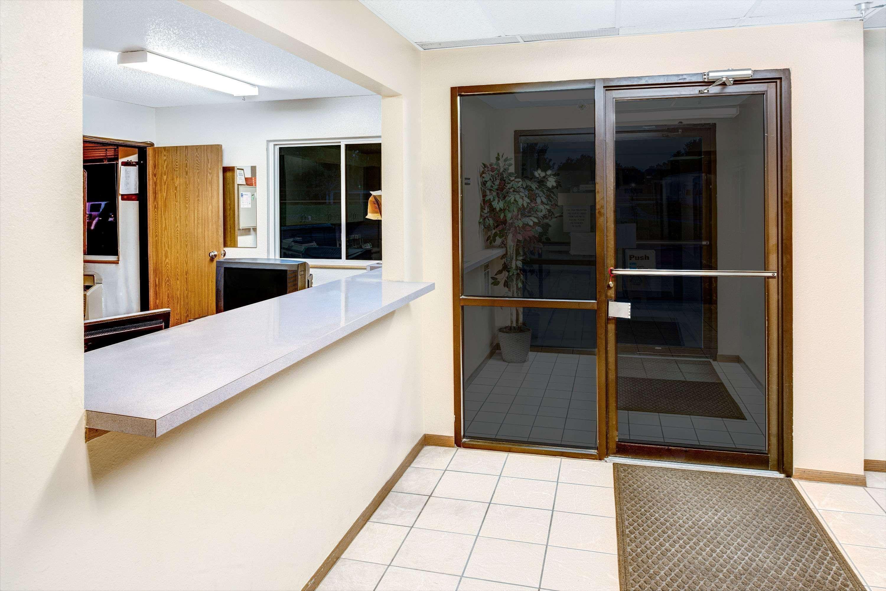 Hotel Super 8 By Wyndham Blair Exterior foto