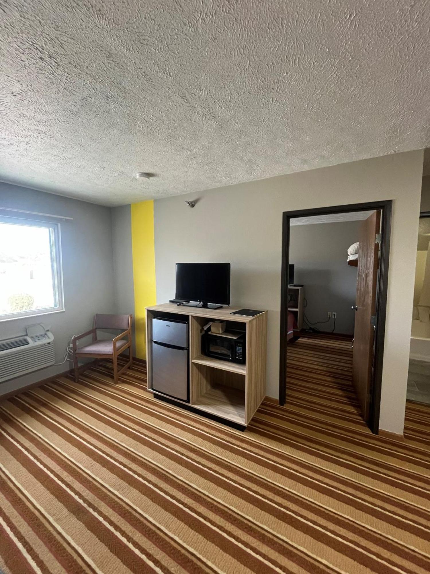 Hotel Super 8 By Wyndham Blair Exterior foto