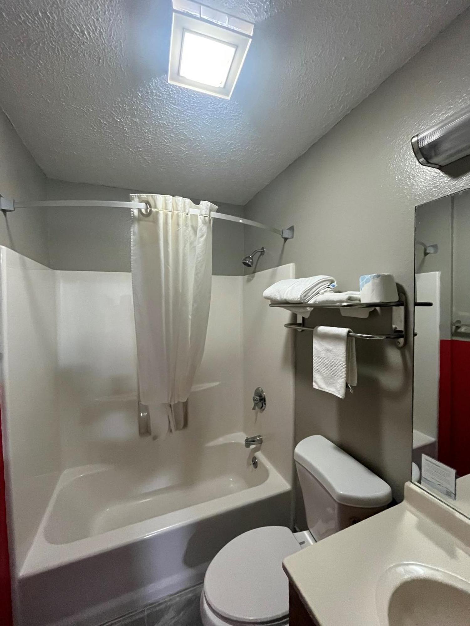 Hotel Super 8 By Wyndham Blair Exterior foto